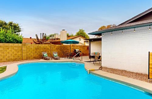 Dobson Ranch House | Palm Reflection