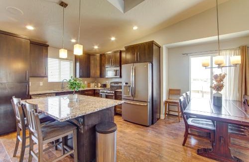 Cedar City House | Panoramic Views: Spacious Home in Cedar City!