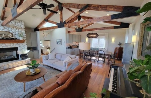 Farviews - Pattee Canyon House | Peaceful Missoula Mountain View Home