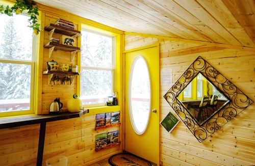 Missoula Cabin | Peaceful The Ranch Hand Cabin at The Hohnstead Glamping near Missoula, Montana