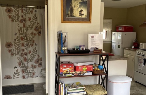 Gardiner Cottage | Perfect for two! Less than half mile from Yellowstone. 'Downtown' location.