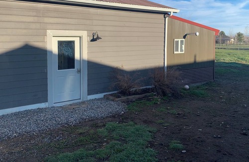 Bozeman Apartment | Perfect low key location, minutes from the airport. On the outskirts of town.