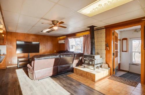 Harlowton House | Pet-Friendly Malta Home about 2 Mi to Milk River!