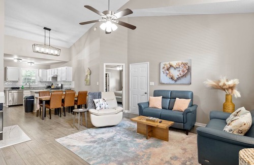 Wake Forest House | Pool Access | Fire Pit | 2 King Beds