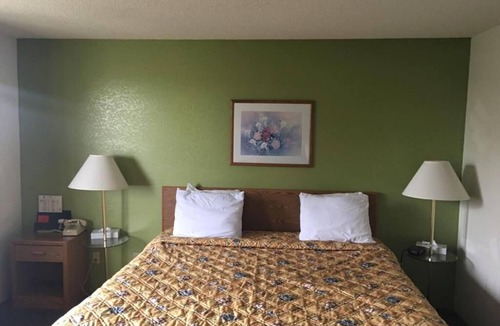Edgeley Hotel | Prairie Rose inn