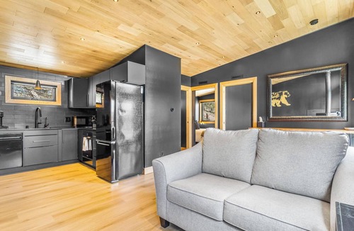 Fairplay House | Private Alpine Cabin · Disc Golf Course · Wood Fireplace · Dog-Friendly