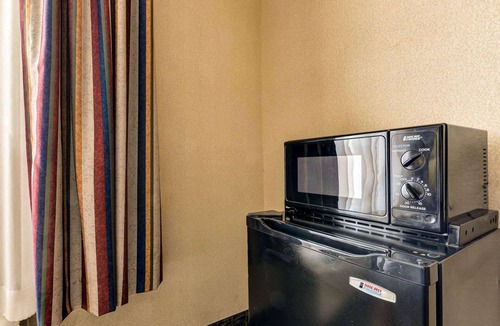 Potomac Hotel | Quality Inn Spring Mills - Martinsburg North