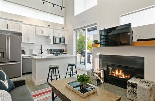 Whitefish House | Quarry A7 - 1BD w/ Loft and 1BA unit! Amazing Communal Amenities!