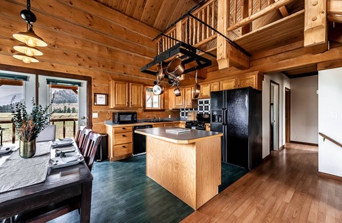 Superior House | Railroad Baron