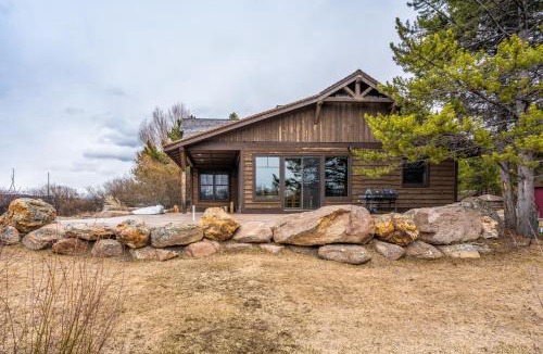 West Yellowstone House | Rainbow Point Sabo Cabin