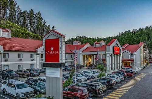 Keystone Hotel | Ramada by Wyndham Keystone Near Mt Rushmore