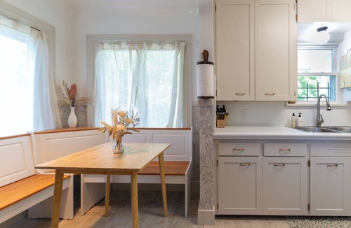 Northtown House | Rare 2 King Beds - Comfort Stay in Prime Location