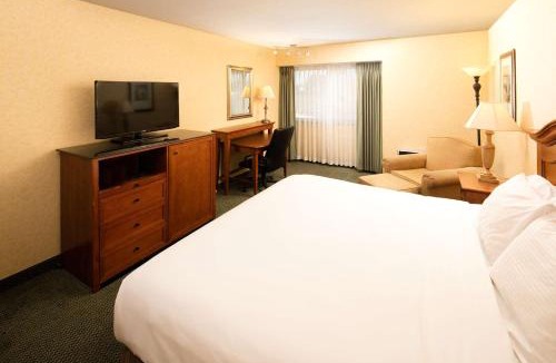 Kennewick Hotel | Red Lion Hotel Kennewick Columbia Center