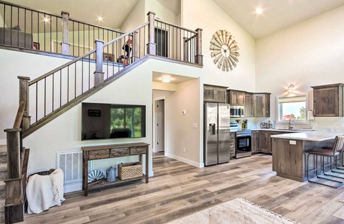 Red Lodge House | Red Lodge Home w/Patio ~ 1 Mi from Downtown!
