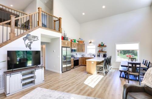 Red Lodge House | Red Lodge Retreat with Creek Access and Fire Pit!