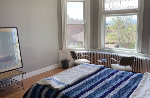 Butte House | Remodeled historic house in Uptown