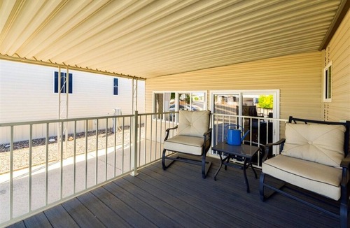 Fountain of the Sun House | Resort Living in this fully remodeled park home in Carriage Manor