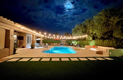 Gilbert House | Resort-style living in Gilbert- heated pool/firepit/billiards & game room, 4bdrm