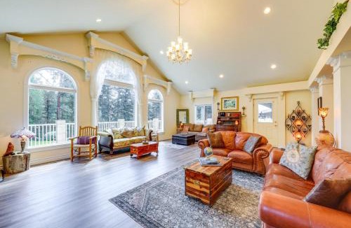 Libby House | Retreat and Event Villa Lake Access