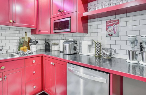 Spanish Fork House | Retro + Bright! Family-Friendly Daylight Unit