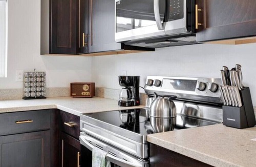 Missoula House | Retro Revival: Your Stylish Staynn