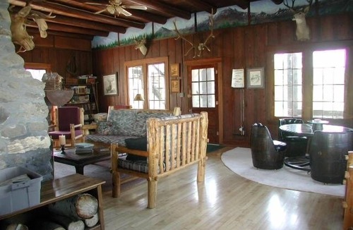 East Glacier Park Cabin | Rising Wolf Ranch Family Reunions Corporate Get-Aways