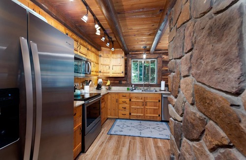 Durango Cabin | River Stone Cabin | Florida River Access, Fireplace, Deck with Grill, Trails