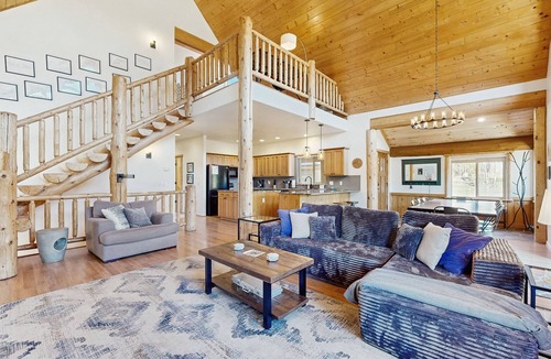 San Juan River Village House | Riverfront Lodge | Hot Tub | Game Room