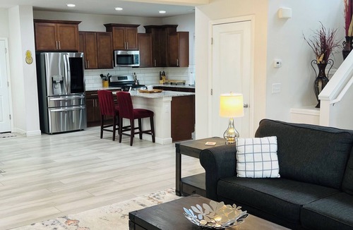Everett House | Riverfront Retreat close to Boeing, I-5 and downtown Everett!