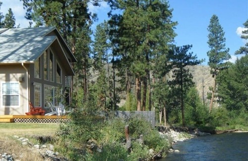 Conner House | Riverhouse Retreat on East Fork of the Bitterroot - Stunning Views & Tranquility