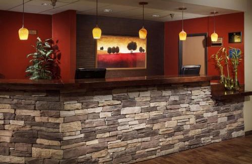 Dickinson Hotel | Roosevelt Grand Dakota SureStay Collection by Best Western