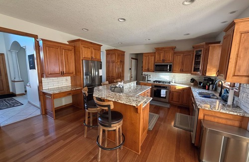 Shoreview House | Royal Oaks Manor - Refined Comfort in Shoreview, Minnesota