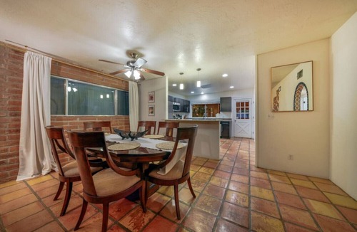 Sam Hughes House | Sam HughesA/U of A/Fenced/Carport/3 BR 2 B