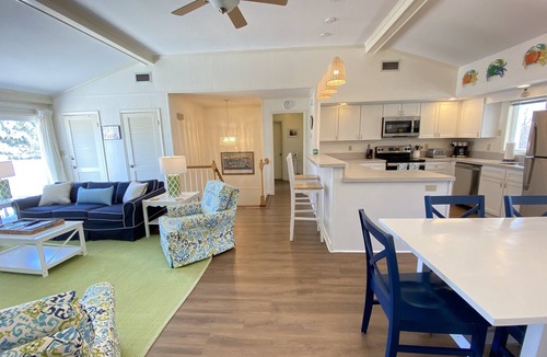 Sandbridge House | Sandbridge Family Cottage - Beach, Pool, AND Bay!