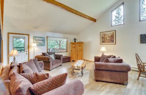 Rexford House | Scenic Kootenai Forest Home with Outdoor Living Area