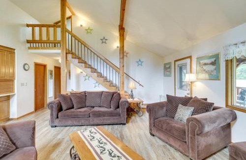 Rexford House | Scenic Kootenai Forest Home with Outdoor Living Area