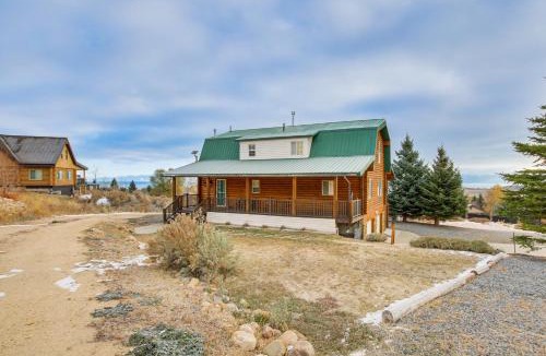 Sweetwater House | Scenic Views & Game Room: Garden City Retreat!