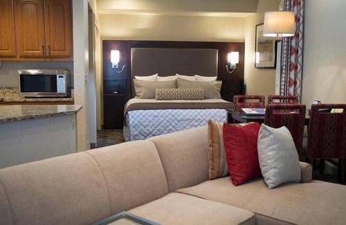 Arcadia Apartment | Scottsdale Camelback Resort Ideal Studio with Outdoor Pool