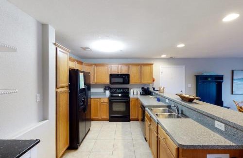 Sandbridge House | Seaside - Three's A Charm D-104