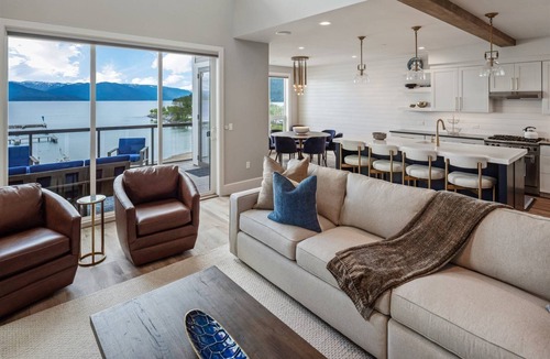 Sandpoint Condo | Seasons at Sandpoint: Waterfront 2-Story Penthouse, Downtown Sandpoint