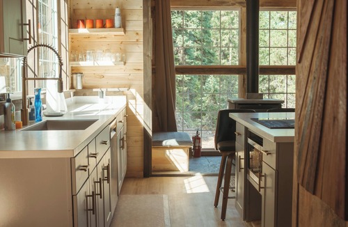 Essex Cabin | Secluded Montana Retreat on 10-Acres - Stargazer Dome, Hot Tub, & GNP nearby