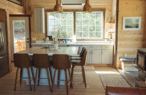 Essex Cabin | Secluded Montana Retreat on 10-Acres - Stargazer Dome, Hot Tub, & GNP nearby