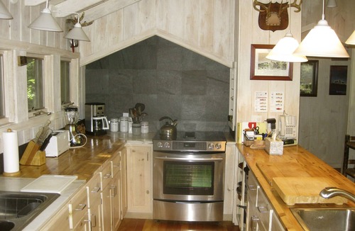Darby House | Secluded Riverfront Paradise-the Tailwater House: not the average rental.