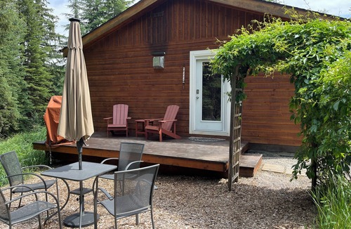 Whitefish Cottage | Secret Garden, king bed Cottage