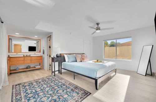 North Mountain House | Sharon Phoenix