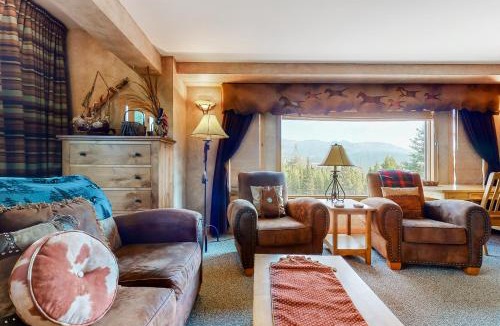 Big Sky Apartment | Shoshone 1913