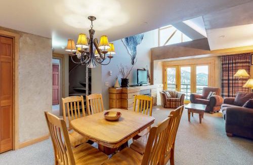 Big Sky Apartment | Shoshone 1993
