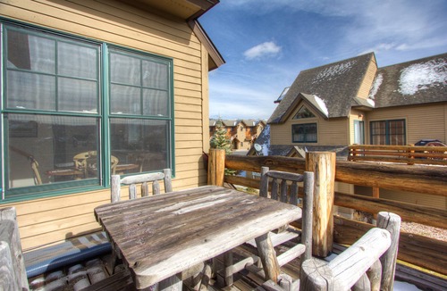 Saddle Ridge House | Ski-in/ski-out w/private hot tub in Moonlight Basin - Saddle Ridge - River Rock Slopeside Chalet