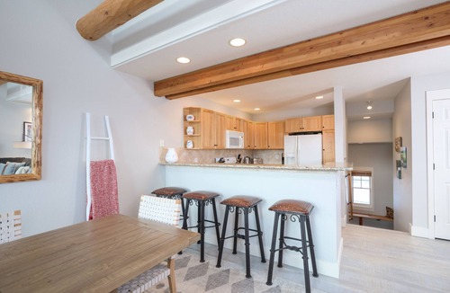 Saddle Ridge House | Ski-in/ski-out w/private hot tub & views in Moonlight Basin - Saddle Ridge - Pony Express Chalet