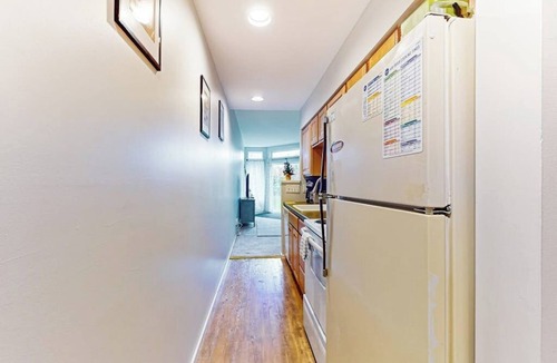 Warren Condo | Skiers condo, walk-out to ground level, near the slopes, walk to lifts, wifi, TV
